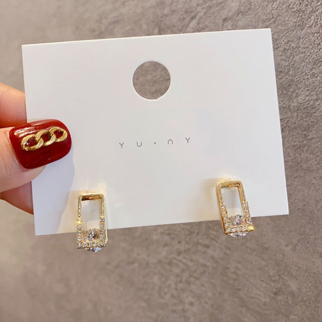 New earrings 2020 tide simple female senior sense niche small French net red earrings small earrings Elegant Prevent Allergy