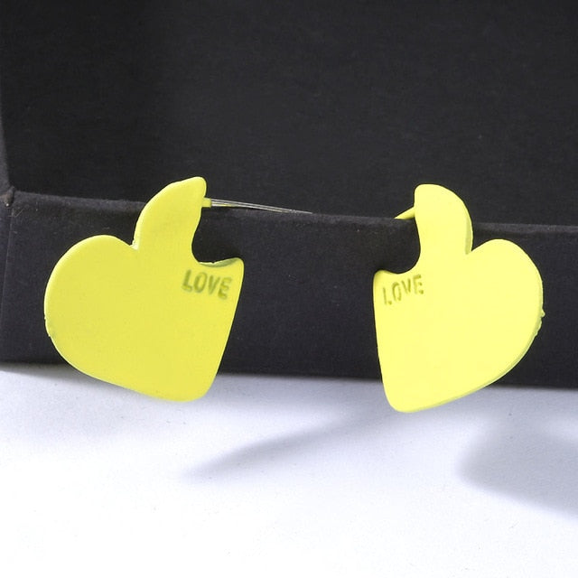 Sweet Acrylic Heart Stud Earrings Delicate Gold Color Mini Ear Studs Trendy Ear Nails For Women Girls Jewelry Gift