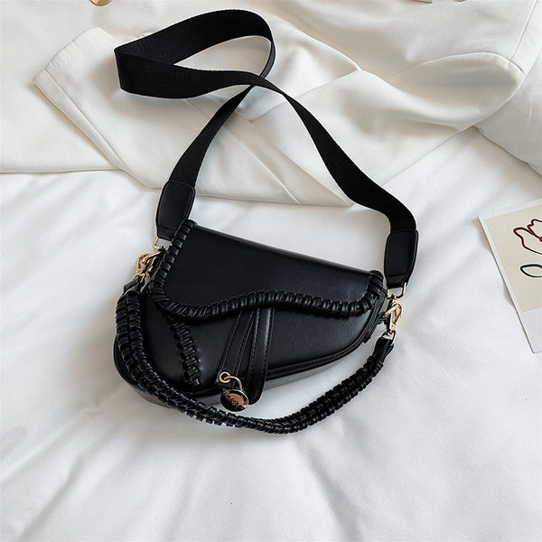 2020 New Fashion Saddle Women Bag One Shoulder Handle Trend Casual Hasp Zipper PU Material Polyester Inside Lock Ornament Bag