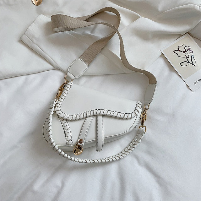 2020 New Fashion Saddle Women Bag One Shoulder Handle Trend Casual Hasp Zipper PU Material Polyester Inside Lock Ornament Bag
