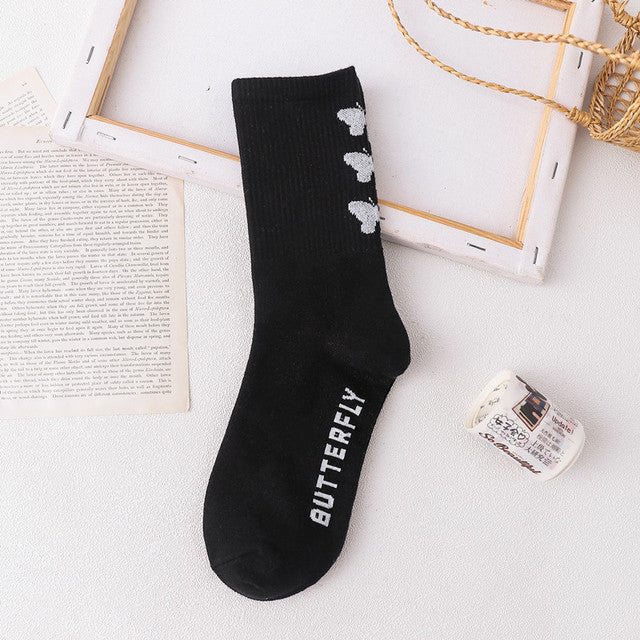 Japanese Cotton Cartoon Pattern Hip Hop Style Breathable Mid Tube Socks Skateboard Socks 1Pair Soft Long Sock for Men
