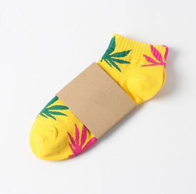 1 Pair Fashion Men Socks Cotton Weed Colorful Male Soft Breathable Short Ankle Socks Maple Leaf Casual Socks Sox Calcetines
