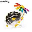 Wuli&baby Lovely Hold Flower Hedgehog Brooches Women 8-colors Animal Pet Party Office Causal Brooch Pins Gifts ёжик с ромашкой