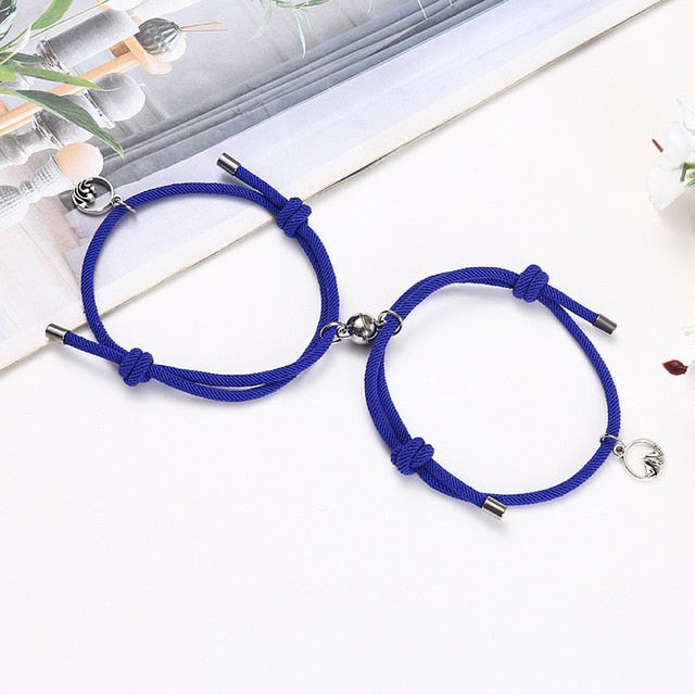 2pcs Couple Magnet Attract Each Other Creative Personality Couple Bracelet Men and Women Charm Girl Bracelet Jewelry Lover Gift
