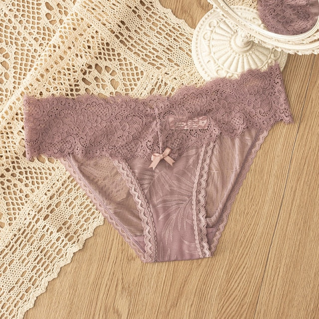 Sexy Lace Thong Womens Panties Seamless T Panty Mesh Underpant Floral G-String Ladies Lingerie Women Transparent Erotic Panties