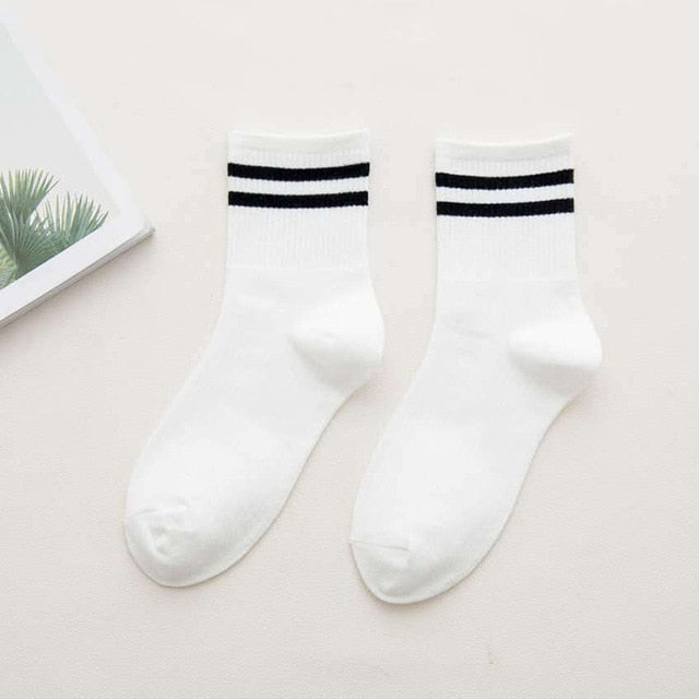 Funny Cute Japanese High School Girls Cotton Loose Striped Crew Socks Colorful Women Sox Harajuku Designer Retro Yellow White