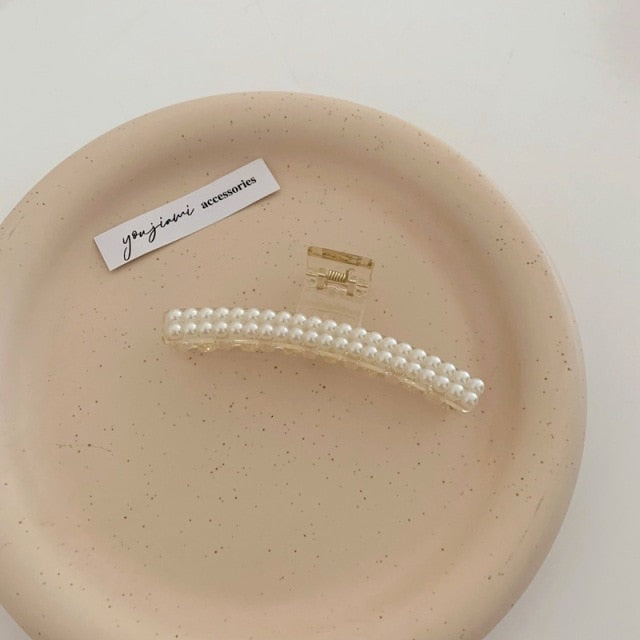 AOMU 2020 New Hyperbole Big Pearls Acrylic Hair Claw Clips Big Size Makeup Hair Styling Barrettes for Women Hair Accessories