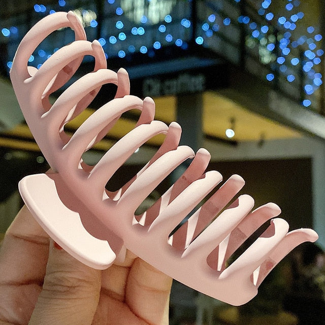 2021 Korean Solid Big Hair Claws Elegant Frosted Acrylic Hair Clips Hairpins Barrette Headwear for Women Girls Hair Accessories