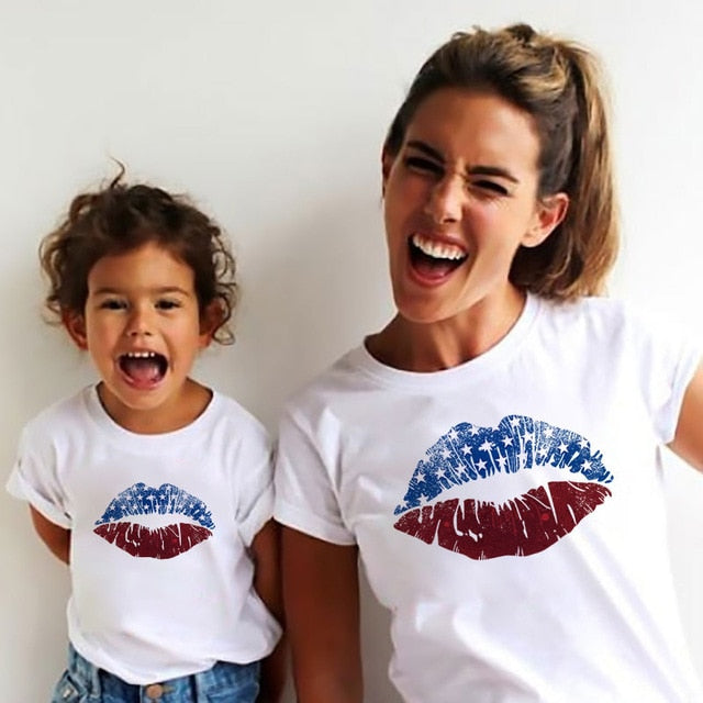 Rainbow Mother Daughter T-shirts Summer Family Matching Outfits Mom Baby Mommy and Me Tee-shirt Clothes Woman Girls Cotton Tops