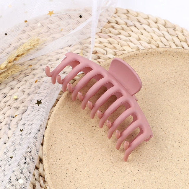 2021 Korean Solid Big Hair Claws Elegant Frosted Acrylic Hair Clips Hairpins Barrette Headwear for Women Girls Hair Accessories