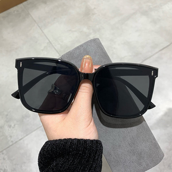 2021 Classic Vintage Square Sunglasses Women Oversized Sunglasses Women Men Retro Black Luxury Sun Glasses Goggle Oculos UV400