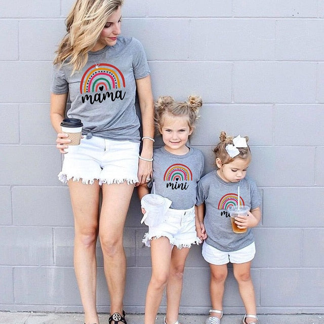 Rainbow Mother Daughter T-shirts Summer Family Matching Outfits Mom Baby Mommy and Me Tee-shirt Clothes Woman Girls Cotton Tops