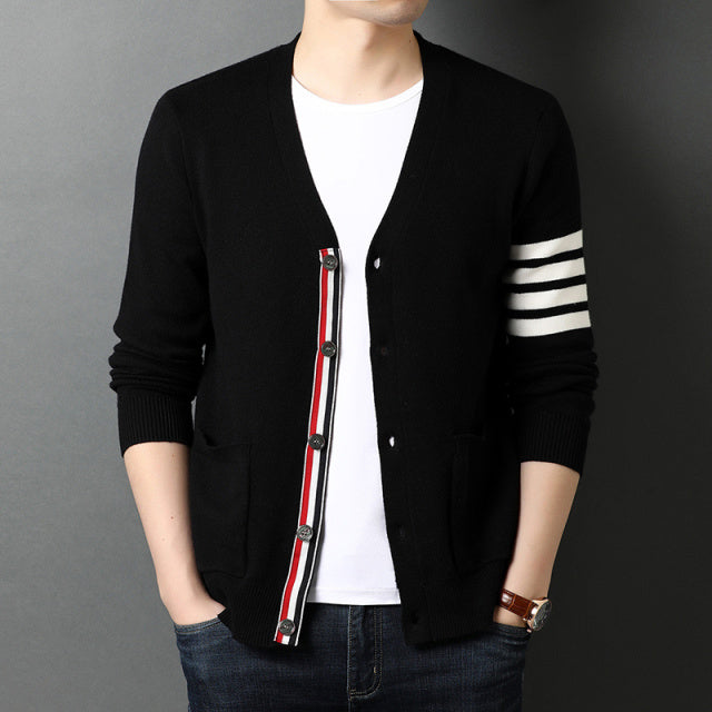 Top Grade New Autum Winter Brand Fashion Knitted Men Cardigan Sweater Black Korean Casual Coats Jacket Mens Clothing 2021