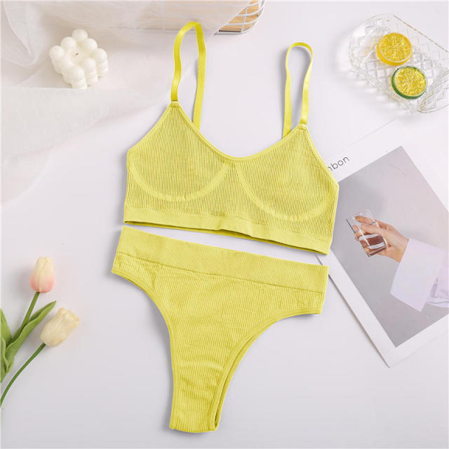 Seamless Women Bra Set Cotton Sexy Thong Tank Top Solid Breathable Low Waist Panty Ladies Lingerie Set  Fashion Underwear Set