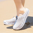 PULOMIES Men and Women Winter Slippers Fur Slippers Warm Fuzzy Plush Garden Clogs Mules Slippers Home Indoor Couple Slippers