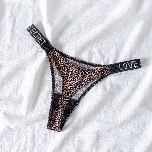 Letter LOVE Secret Rhinestone Panties Women G String Low Rise Underwear Sexy Seamless Fitness Gym Lingerie Thongs Brand Design