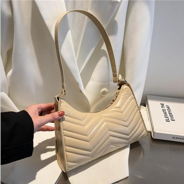 2021 New Shopping Bag Retro Casual Lady Underarm Handbag Stone Pattern Shoulder Bag Female Leather Solid Color Chain Female Bag