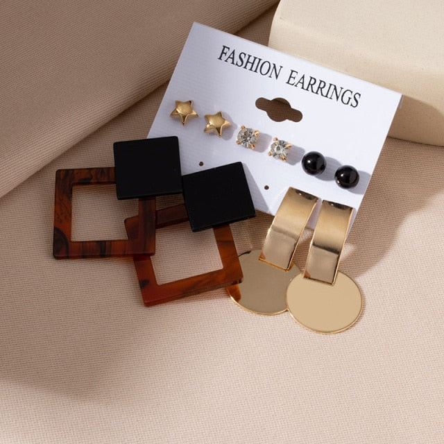 Women's Earrings Set Retro Korean Geometric Stud Earrings for Women Korean Gold Small Metal Pearl Earring 2021 Trend Jewelry