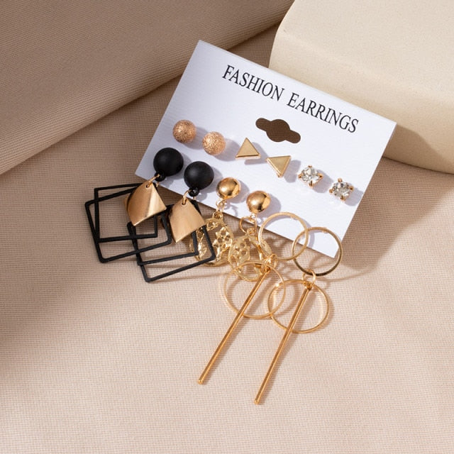 Women's Earrings Set Retro Korean Geometric Stud Earrings for Women Korean Gold Small Metal Pearl Earring 2021 Trend Jewelry