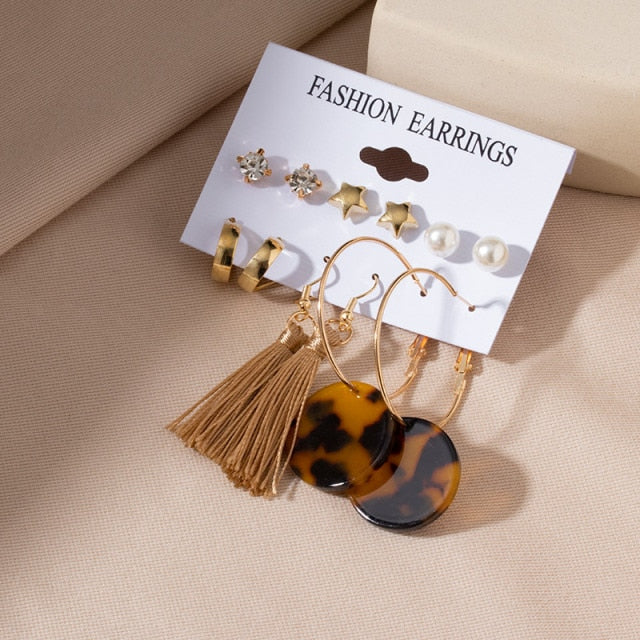 Women's Earrings Set Retro Korean Geometric Stud Earrings for Women Korean Gold Small Metal Pearl Earring 2021 Trend Jewelry