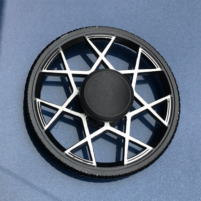 Whale Tri Fidget Hand Spinner Metal Finger Focus Toy Fidget Spinner R188 Electroplate Hybrid Bearing Toys for Children Wholesale