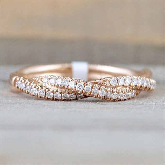 FDLK   Women Luxury Alloy Finger Band Inlaid Ring Jewelry Gift