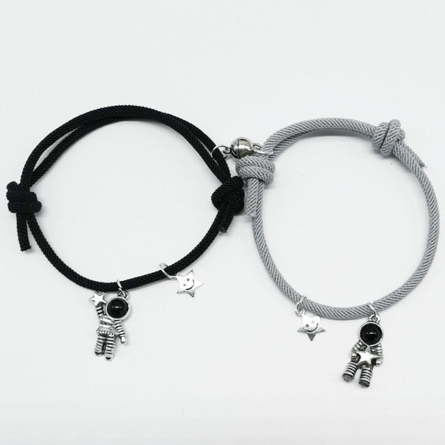 2pcs Couple Magnet Attract Each Other Creative Personality Couple Bracelet Men and Women Charm Girl Bracelet Jewelry Lover Gift