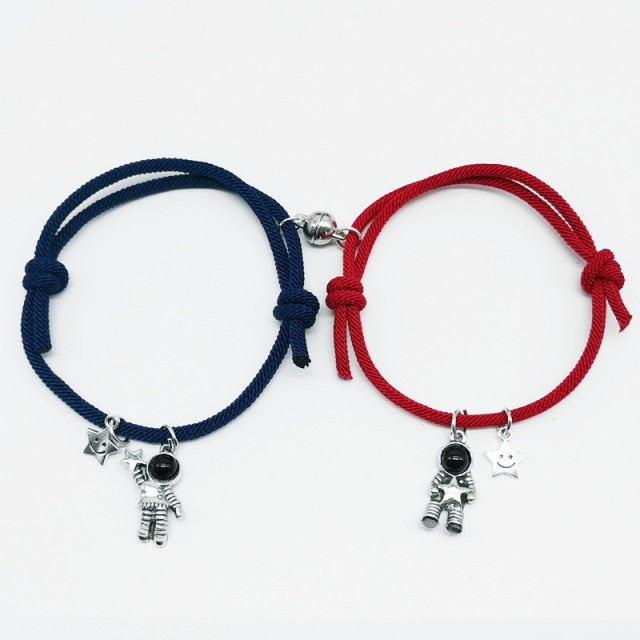2pcs Couple Magnet Attract Each Other Creative Personality Couple Bracelet Men and Women Charm Girl Bracelet Jewelry Lover Gift