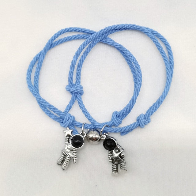 2pcs Couple Magnet Attract Each Other Creative Personality Couple Bracelet Men and Women Charm Girl Bracelet Jewelry Lover Gift