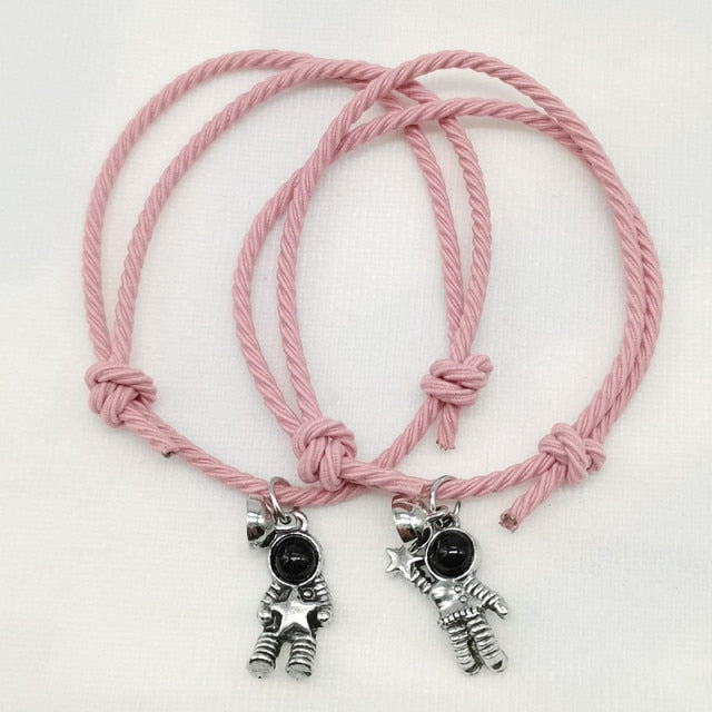 2pcs Couple Magnet Attract Each Other Creative Personality Couple Bracelet Men and Women Charm Girl Bracelet Jewelry Lover Gift