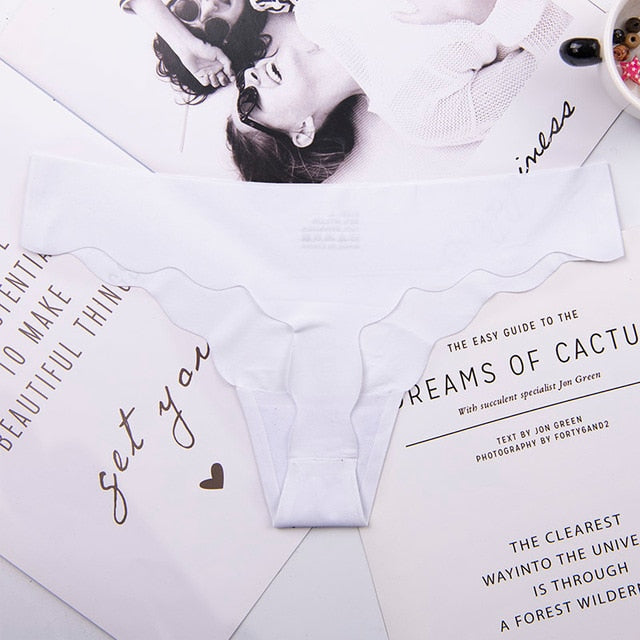 New  multi-color Sexy cozy comfortable Lace Briefs  thongs Underwear Lingerie for women 1pcs ah852