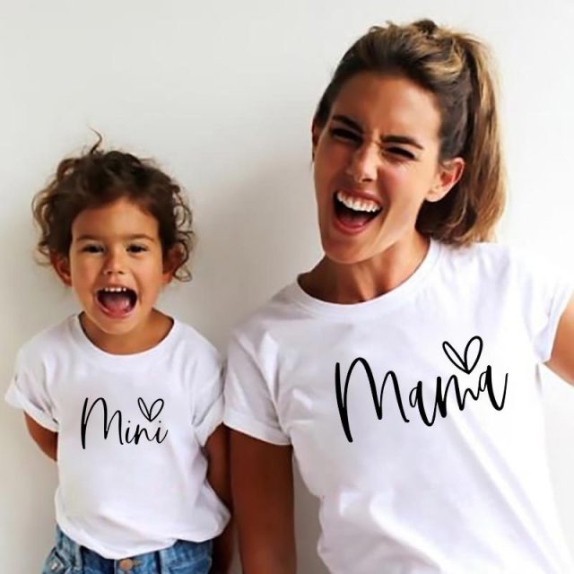 Rainbow Mother Daughter T-shirts Summer Family Matching Outfits Mom Baby Mommy and Me Tee-shirt Clothes Woman Girls Cotton Tops