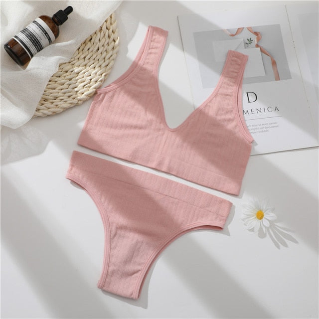 FINETOO Seamless Women Seamless Bra Lingerie Set Sexy Cropped Top Push Up Short Top+Thong Fitness Brassiere Suits Underwear Sets