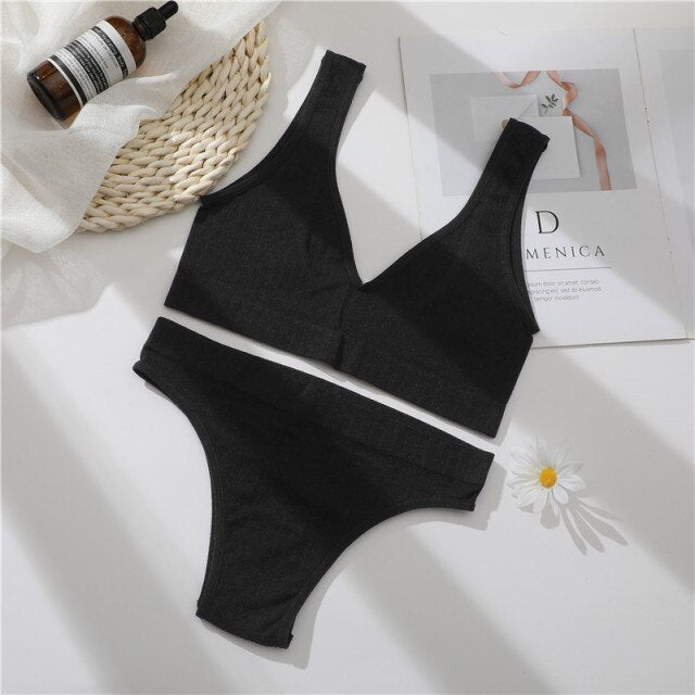 FINETOO Seamless Women Seamless Bra Lingerie Set Sexy Cropped Top Push Up Short Top+Thong Fitness Brassiere Suits Underwear Sets