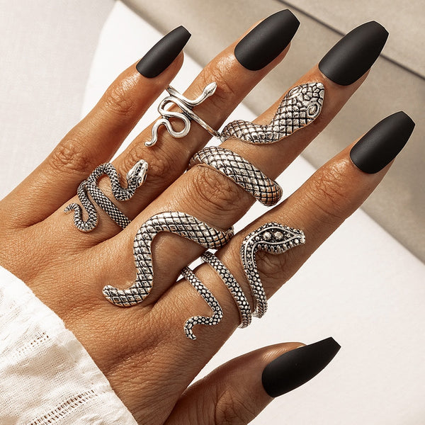 docona 4pcs/set Vintage Snake Animal Rings for Women Gothic Silver Color Geometry Metal Alloy Finger Ring Sets Jewelry 18643