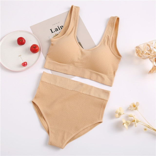 FINETOO Seamless Women Underwear Set Tops Set Panties Women Wireless Lingerie Suit Padded Bras S-XL Backless Bralette Lingeries