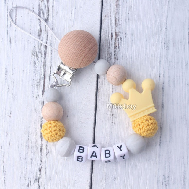 New Personalized Name Handmade Beech Pacifier Clips Holder Chain Silicone Crown Pacifier Chains Baby Teether Teething Chain Gift