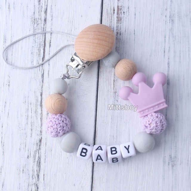 New Personalized Name Handmade Beech Pacifier Clips Holder Chain Silicone Crown Pacifier Chains Baby Teether Teething Chain Gift