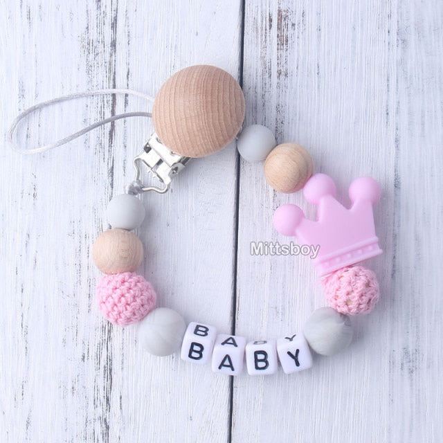 New Personalized Name Handmade Beech Pacifier Clips Holder Chain Silicone Crown Pacifier Chains Baby Teether Teething Chain Gift