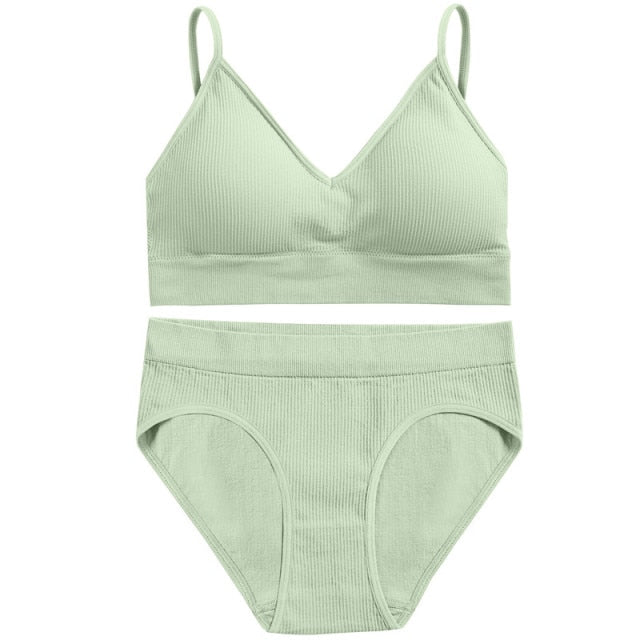 FINETOO Women Seamless Bra Set Bra Top + Pantys Brassiere Fitness Underwear Lingerie Women's Swimwear Push Up Sexy Tank Top Girl