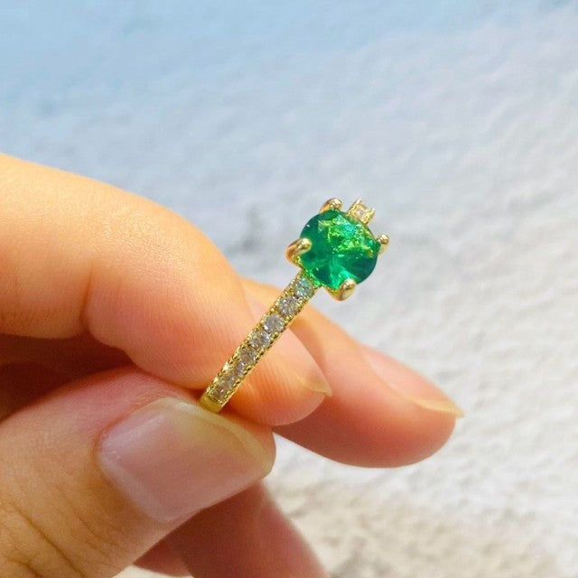 2021 New Trendy Elegant Zircon Rings For Women White CZ Crystal Engagement Design Hot Sale Zircon Rings Female Wedding Jewelry