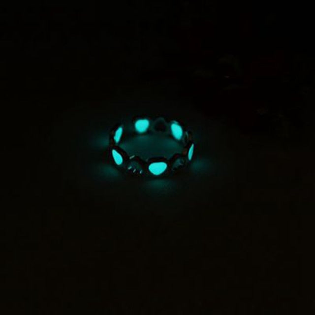 1 pcs Couple Luminous Finger Rings for Women Men Glowing In Dark Heart Lover Wedding Bands Women Girls Jewelry Gift Accessories