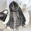 Luxury Plaid Scarf Winter Warm Cashmere Women Long Pashmina Foulard Female Scarves Lady Tassel Shawl Wraps 2021 Design New