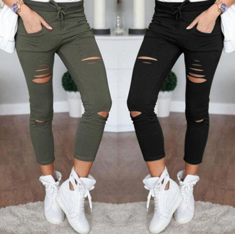 Ripped White Denim Capris AExp
