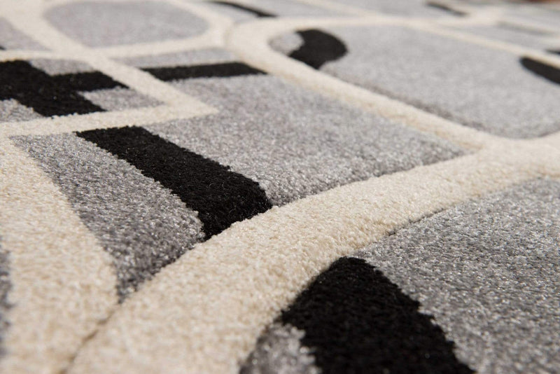 Rugs Silver Rug - 31" x 50" x 0.5" Grey Polypropylene Accent Rug HomeRoots