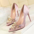 Star Style Women Fashion Pearl Crystal High Heels Shoes 2018 New Women's Sexy Pointed Toe Shallow Solid Silk Elegant Party Shoes