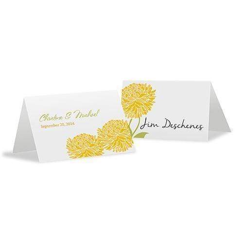Zinnia Bloom Place Card With Fold Plum (Pack of 1)