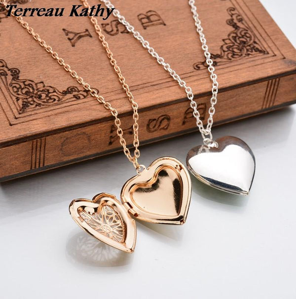 Terreau Kathy Real Shooting Plated Gold Hollow Heart-Shaped Pendant Necklace Women Jewelry Accessories Cute Photo Box-Antique Gold Plated-JadeMoghul Inc.