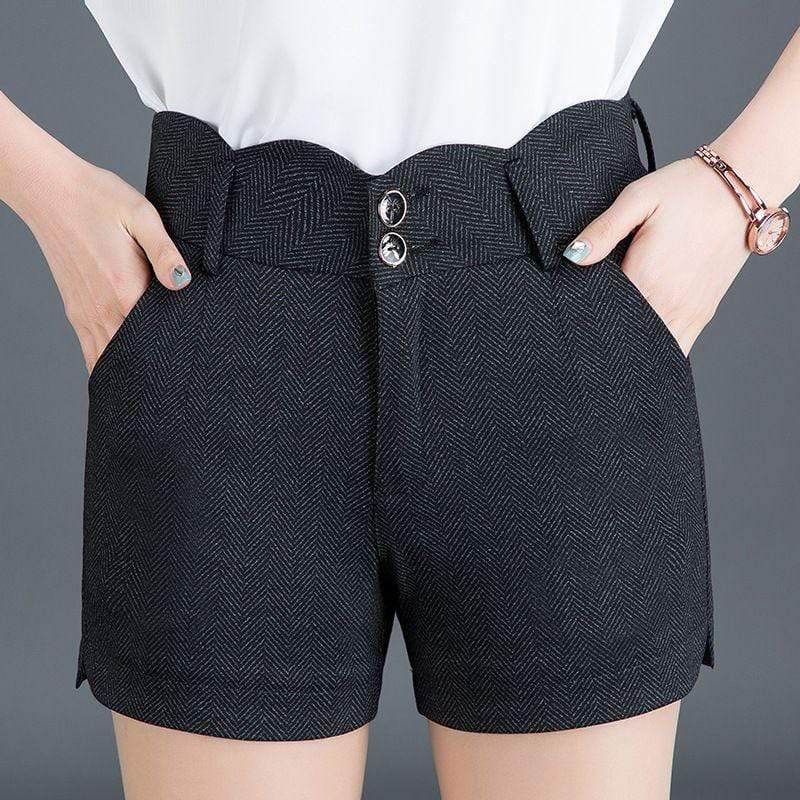Unique Wavy Design High-waisted Solid Color Casual Shorts