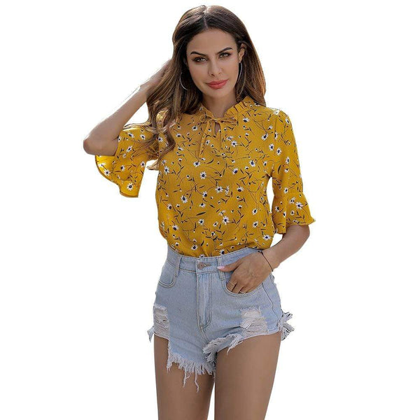 Women Sweet Frilled Collar Half Sleeve Tiny Flower Print Blouse